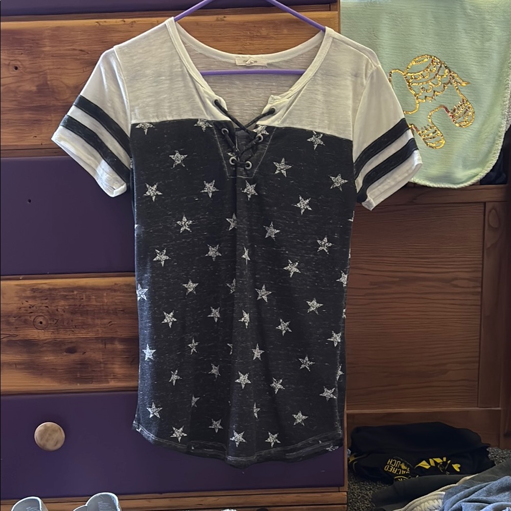 Star Pattern Lace-Up T-Shirt
